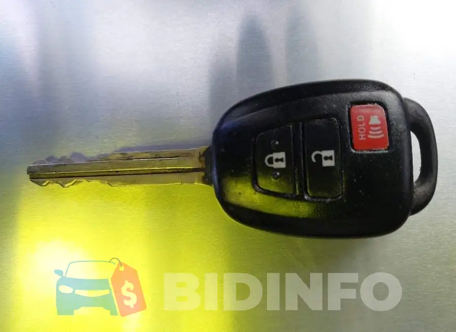 JTMZFREV5GJ073321 Photo# 11