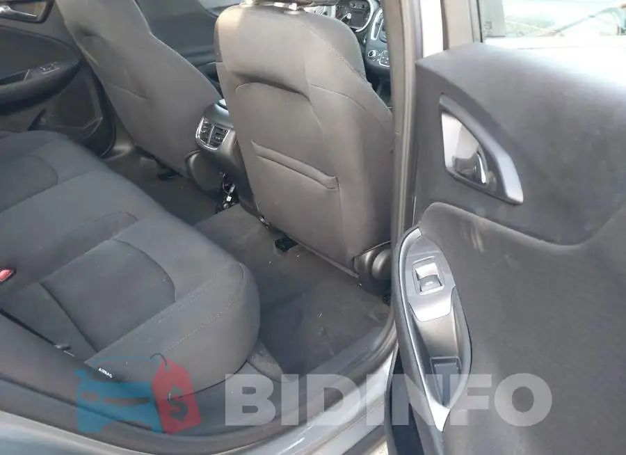 1G1ZD5ST4RF224732 Photo# 8
