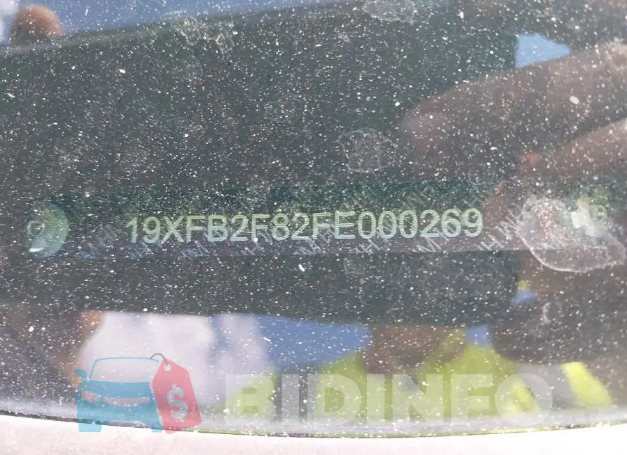 19XFB2F82FE000269 Photo# 17