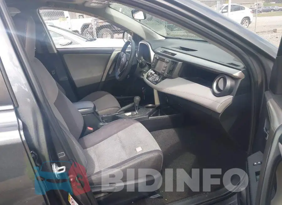 JTMRFREV3FD112954 Photo# 5