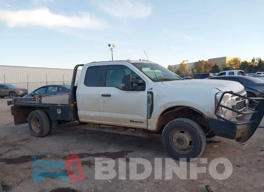 1FD8X3HT6PEC50916 Photo# 13