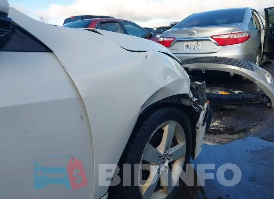 2HGFC2F79JH518429 Photo# 18
