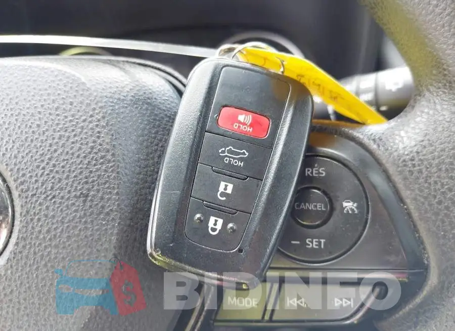2T3P1RFV2MW212077 Photo# 11