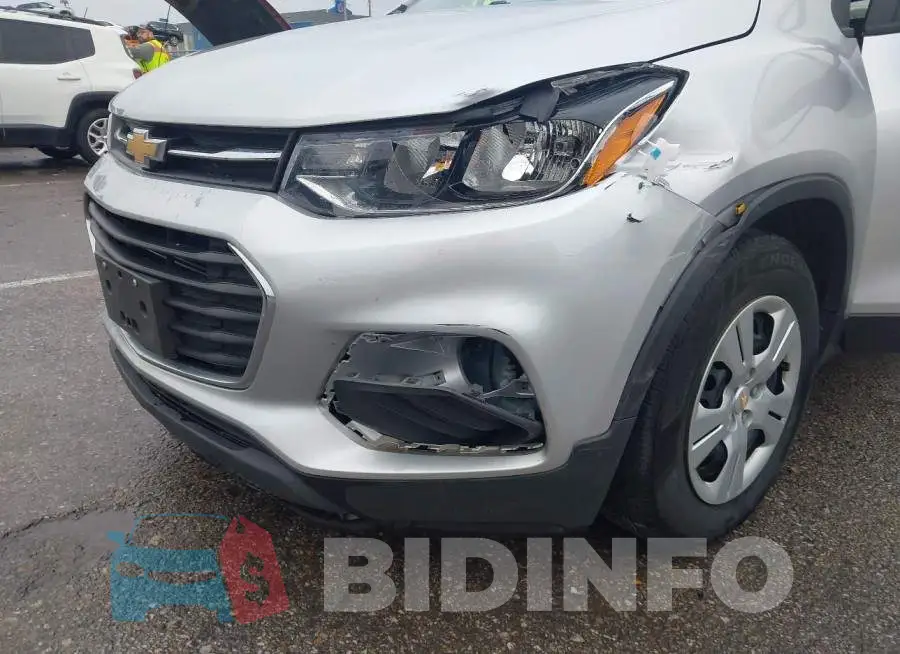 KL7CJKSB0JB720437 Photo# 6