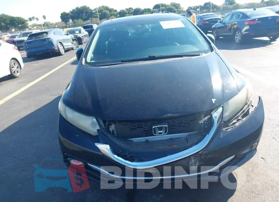 19XFB2F93FE017123 Photo# 6