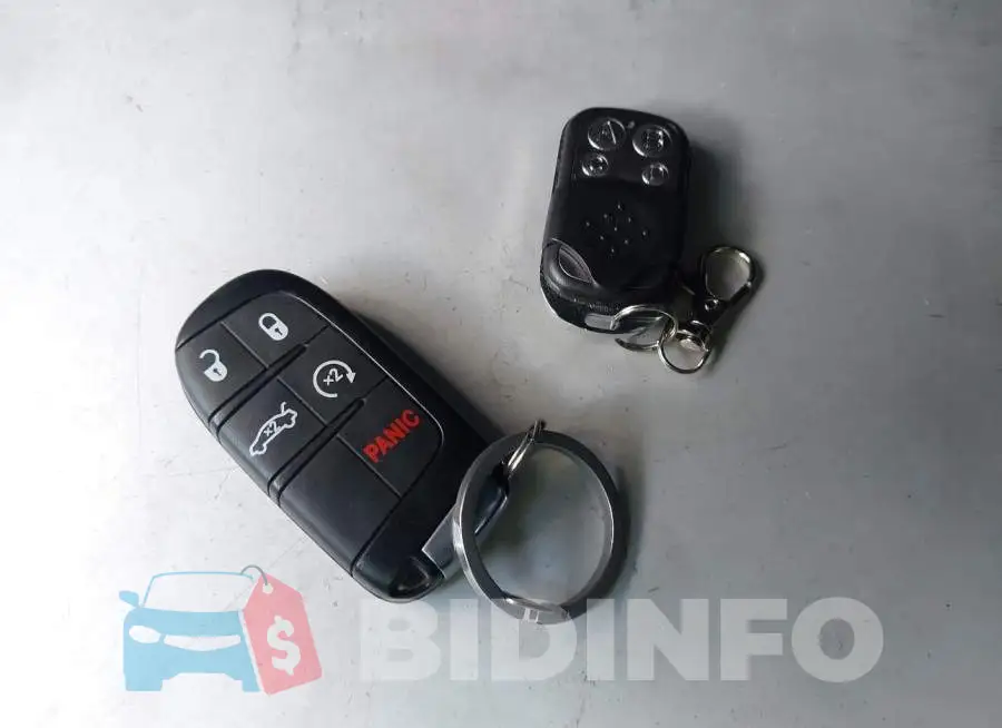 2C3CDXCTXKH737113 Photo# 11