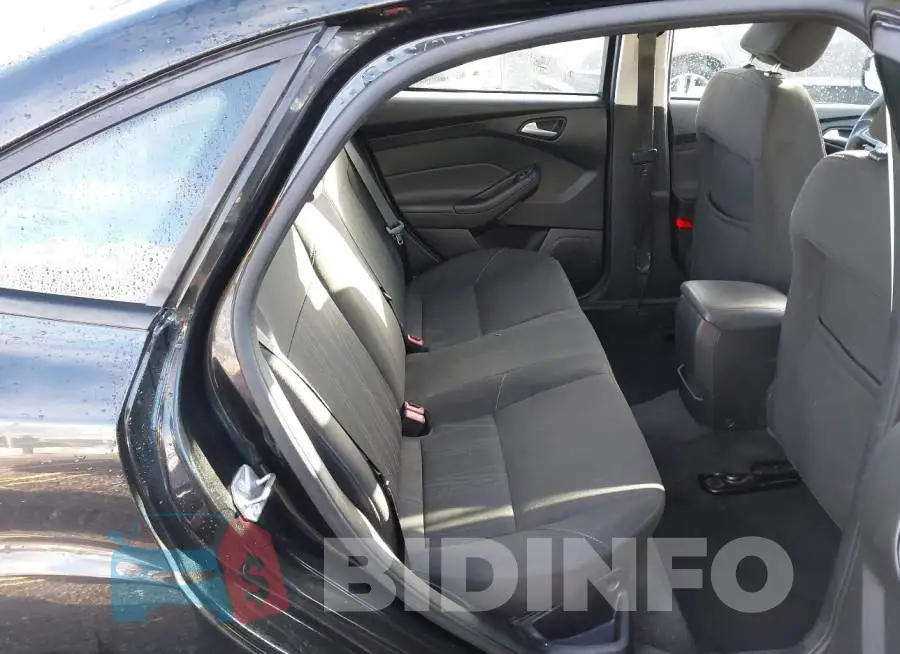 1FADP3F21FL269841 Photo# 18