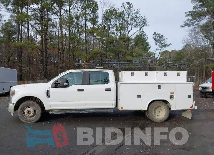 1FD8W3G68JEB74847 Photo# 14