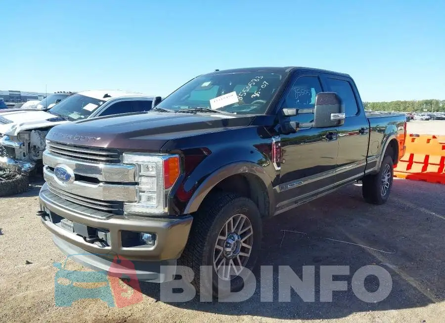 1FT7W2BT3JEB95466 Photo# 6