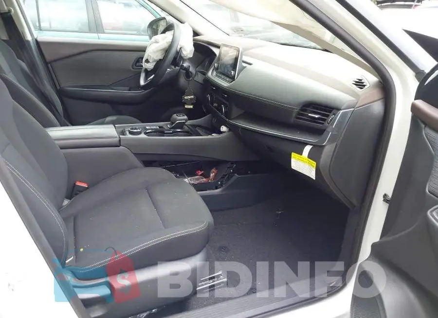 5N1BT3AB6PC871894 Photo# 5