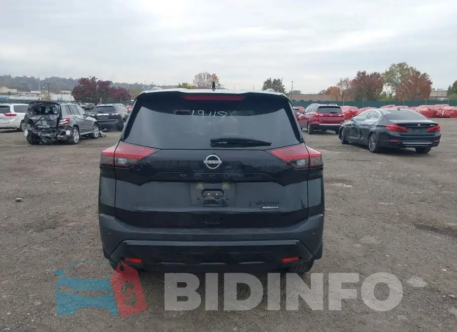 JN8BT3BBXPW201948 Photo# 15