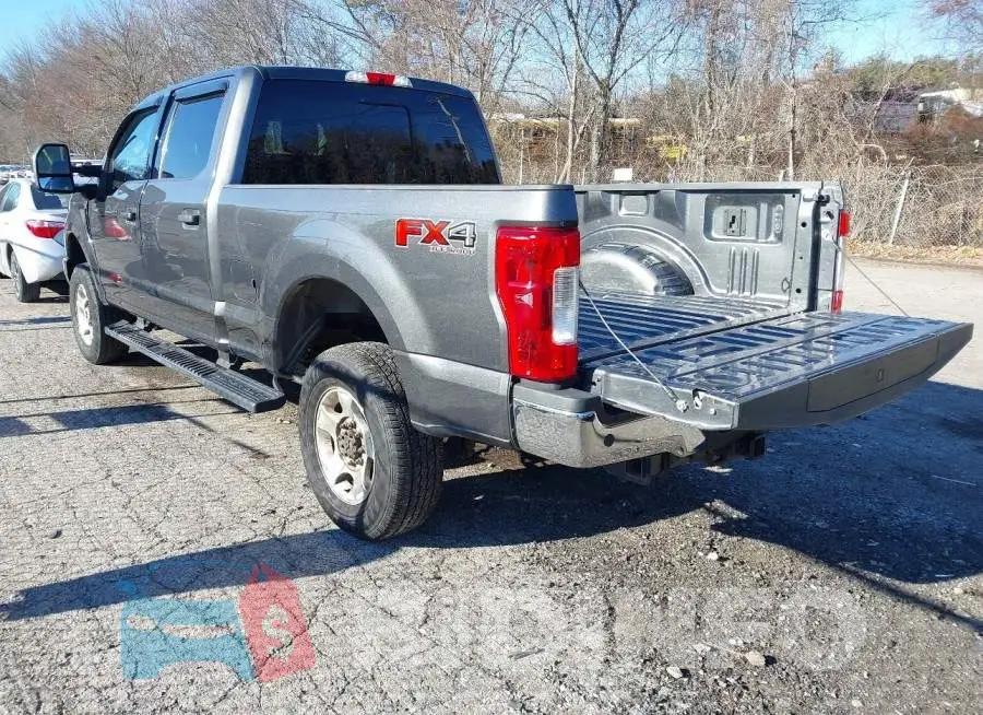1FT7W2B68JEB24628 Photo# 3