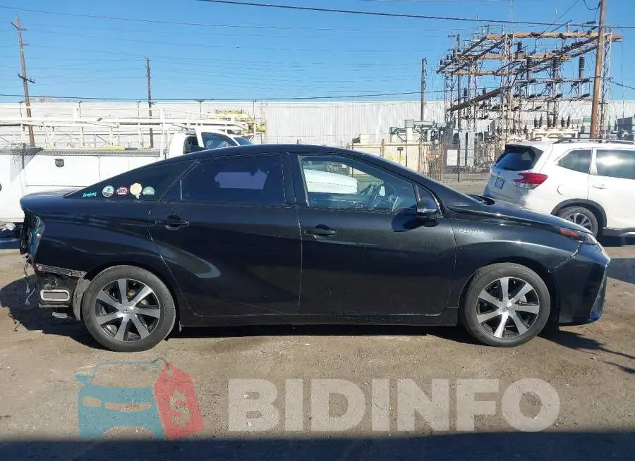 JTDBVRBD2HA001333 Photo# 14