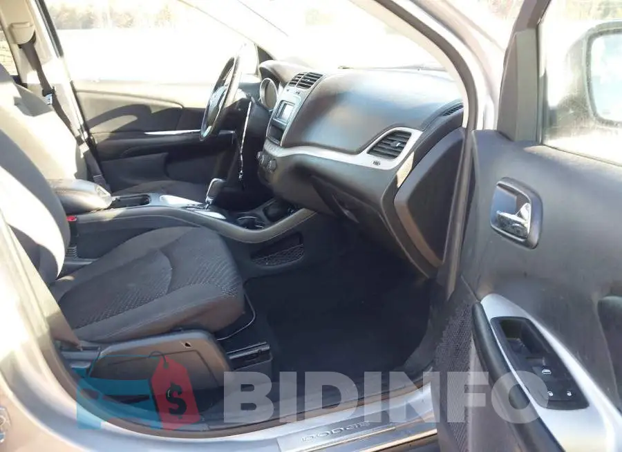 3C4PDCAB7JT474147 Photo# 5