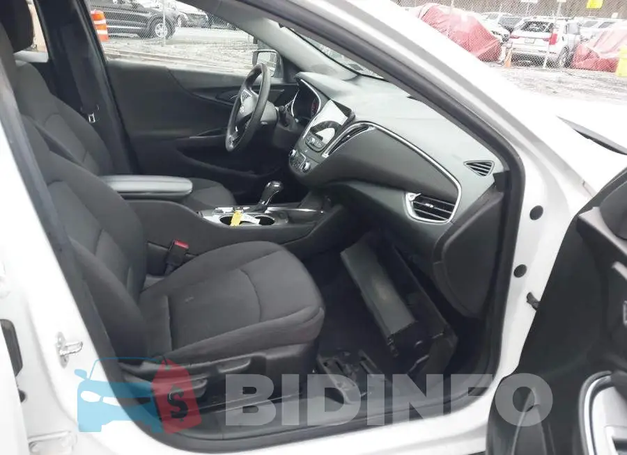 1G1ZD5ST3KF106970 Photo# 5