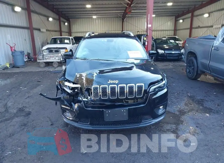 1C4PJLCB6KD129334 Photo# 12