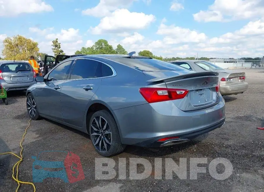 1G1ZG5ST2RF139699 Photo# 3