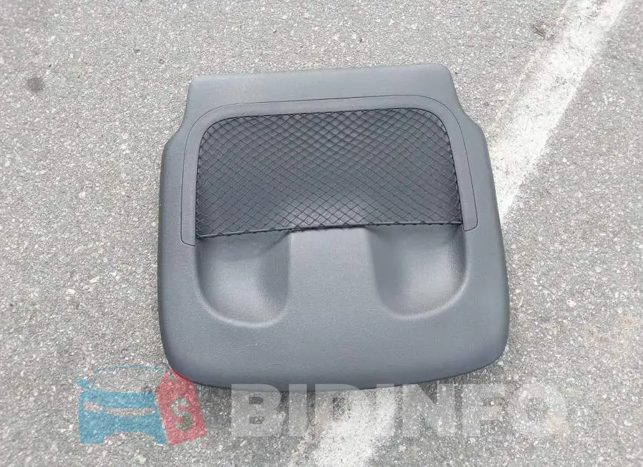 KL7CJLSB0GB660612 Photo# 12