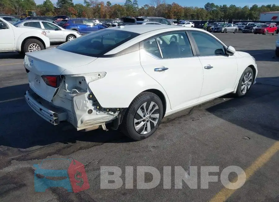 1N4BL4BV1KC161478 Photo# 4