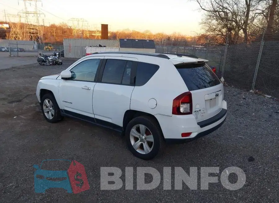 1C4NJDEB9HD204501 Photo# 3
