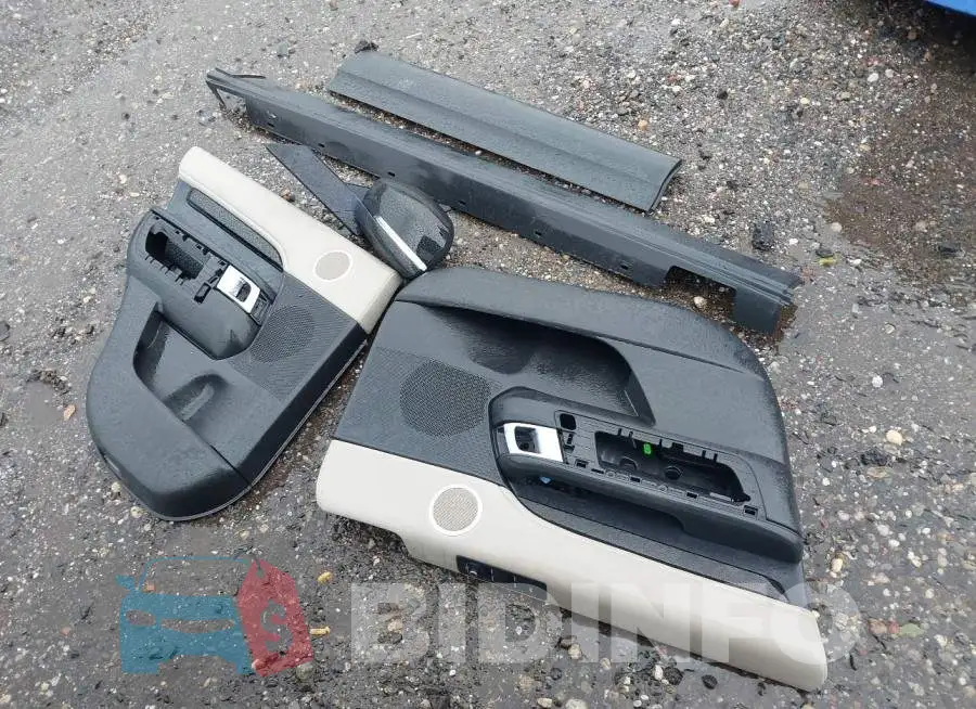 SALRG2RV6L2422708 Photo# 12