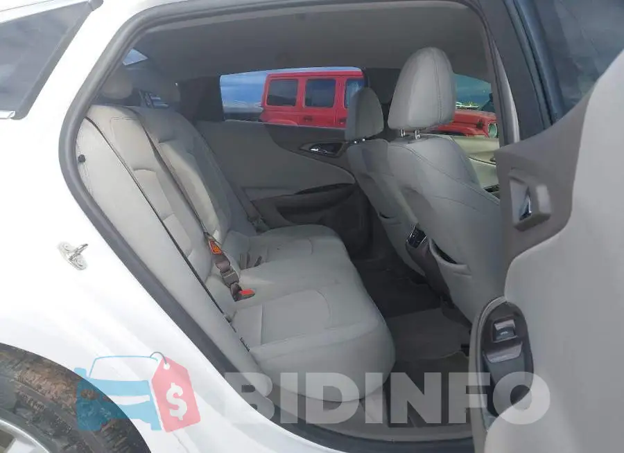 1G1ZD5ST5JF251684 Photo# 8