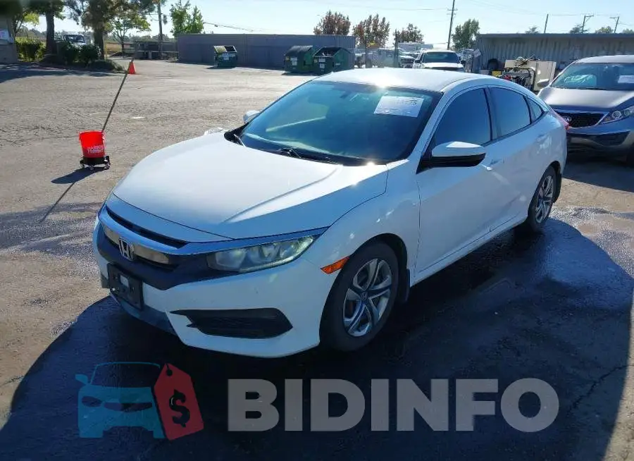2HGFC2F52HH538403 Photo# 2