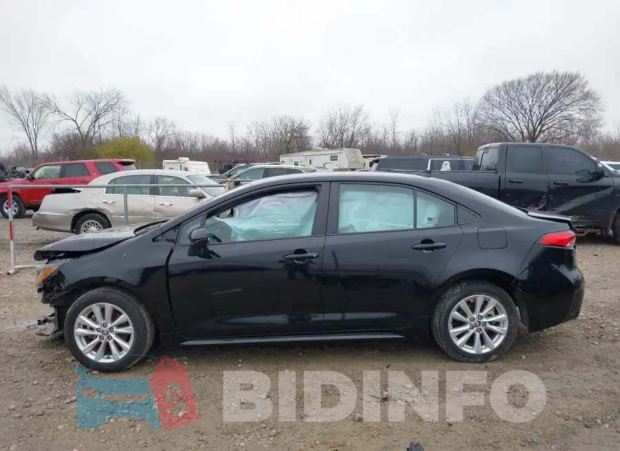 5YFB4MDE9RP132767 Photo# 14