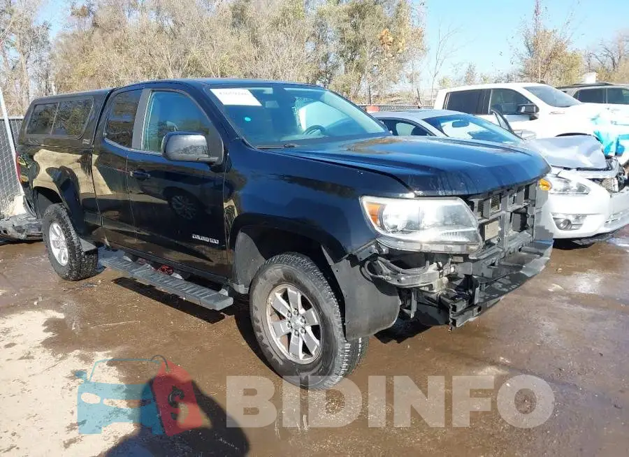 1GCHSBEN5J1185543 Photo# 1