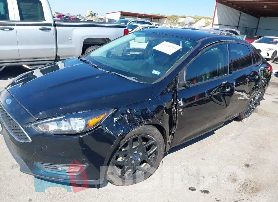 1FADP3F25GL267611 Photo# 6