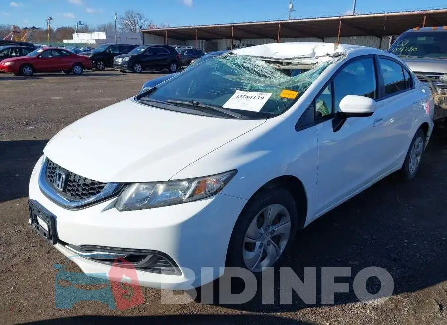 19XFB2F57FE025061 Photo# 2