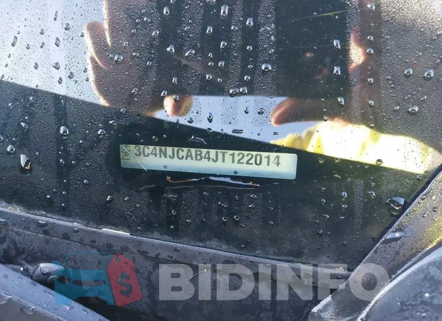 3C4NJCAB4JT122014 Photo# 9