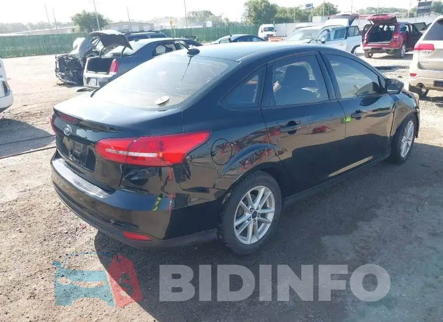1FADP3F24GL297358 Photo# 4