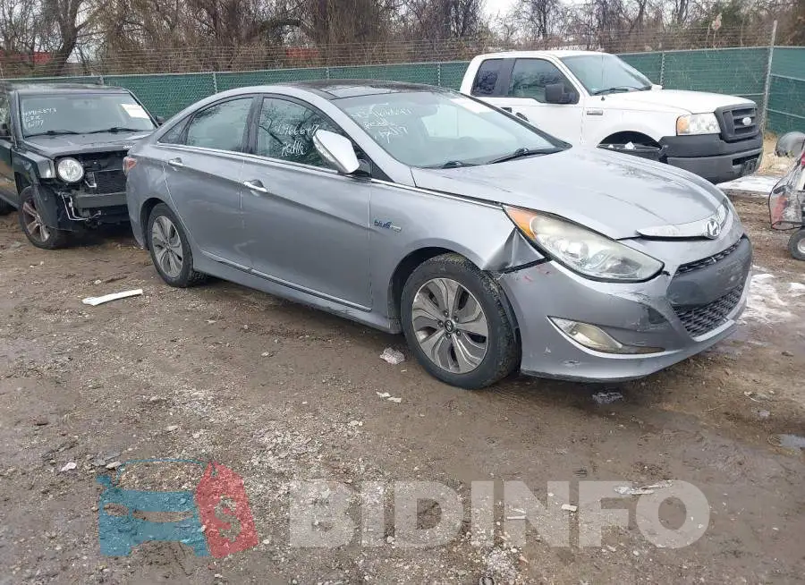KMHEC4A40FA131854 Photo# 1