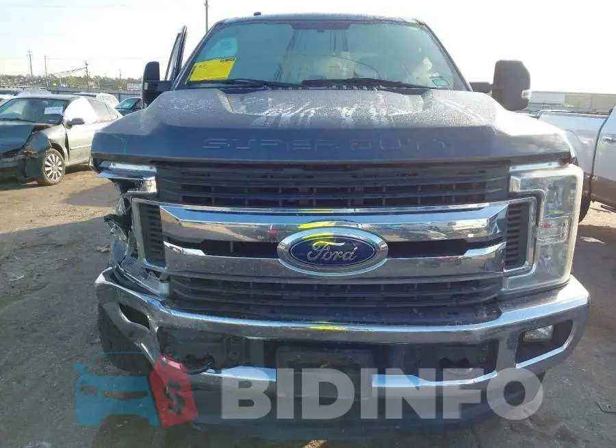 1FT7W2B68JEB08123 Photo# 6