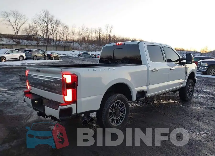 1FT8W3BM9RED82385 Photo# 4