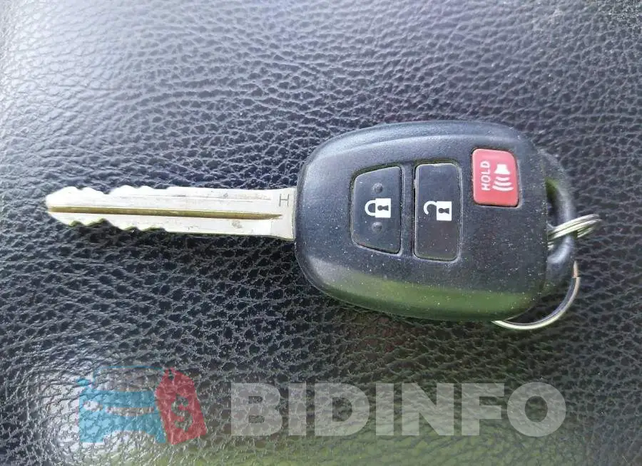 2T3BFREV0JW736708 Photo# 11