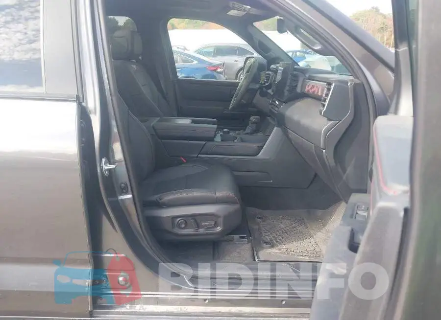 5TFPC5DB7SX103117 Photo# 5