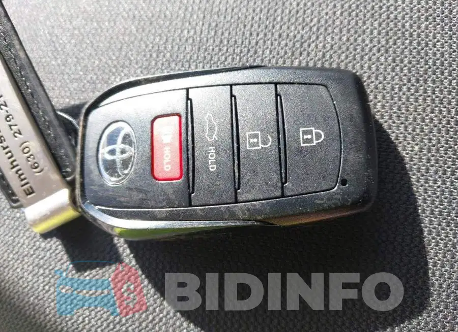 5YFB4MDE9SP279192 Photo# 11