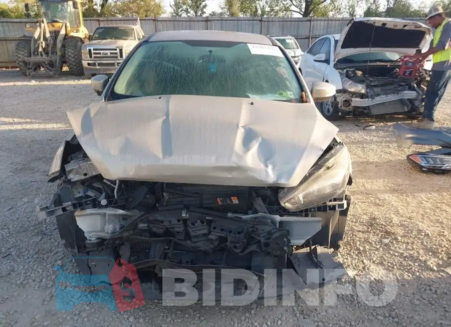 1FADP3FE2HL307011 Photo# 13