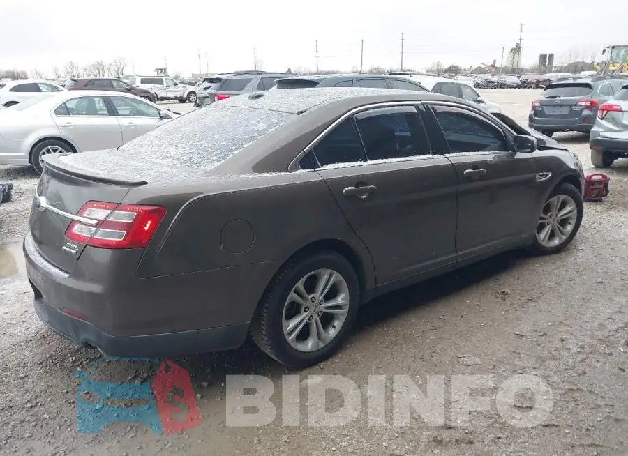1FAHP2E82FG202627 Photo# 4