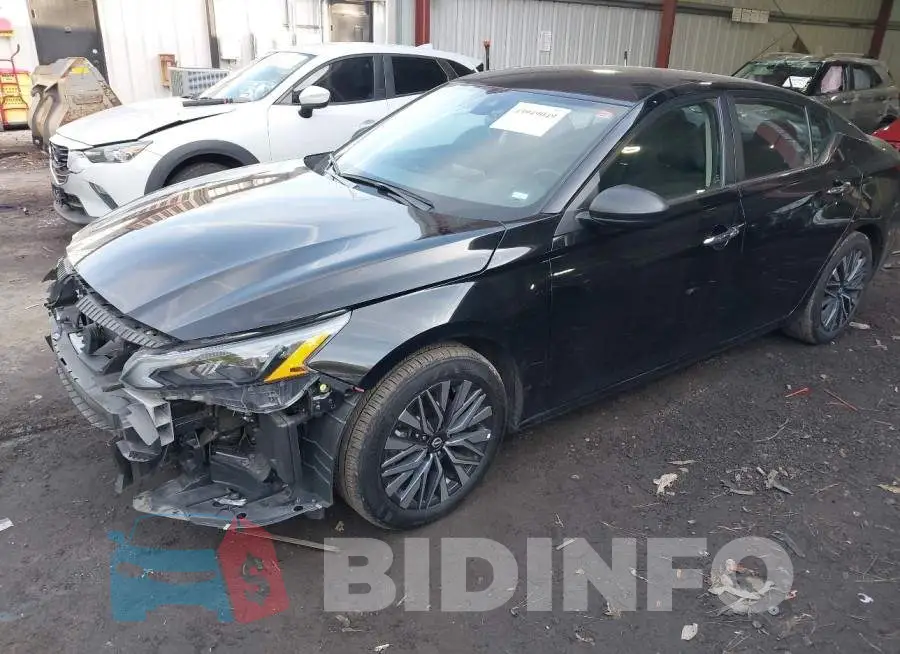 1N4BL4DV6RN376446 Photo# 2
