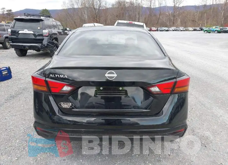 1N4BL4BV2PN350216 Photo# 17