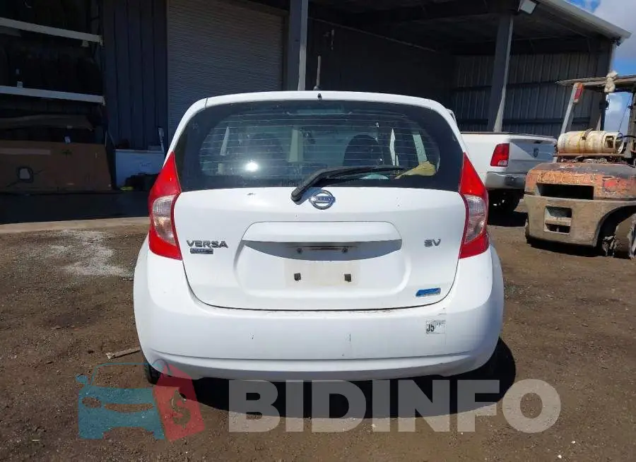 3N1CE2CP0FL412582 Photo# 16