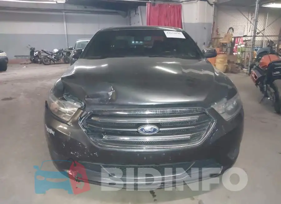 1FAHP2F85FG168620 Photo# 11