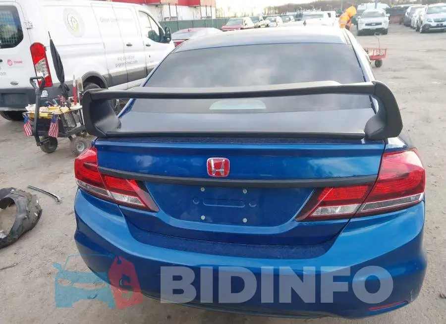 19XFB2F88FE070598 Photo# 17