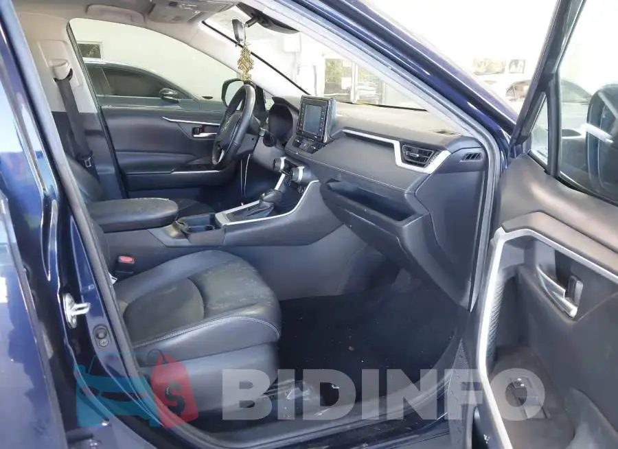 2T3C1RFV6MW150763 Photo# 5