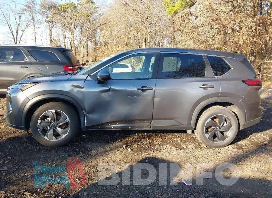 5N1BT3BA4RC674182 Photo# 14