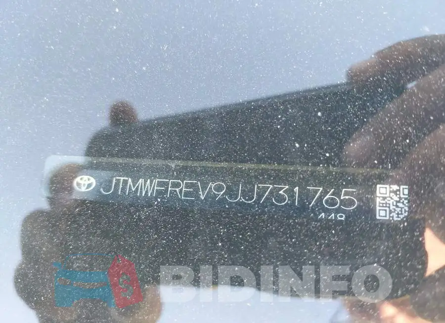 JTMWFREV9JJ731765 Photo# 18