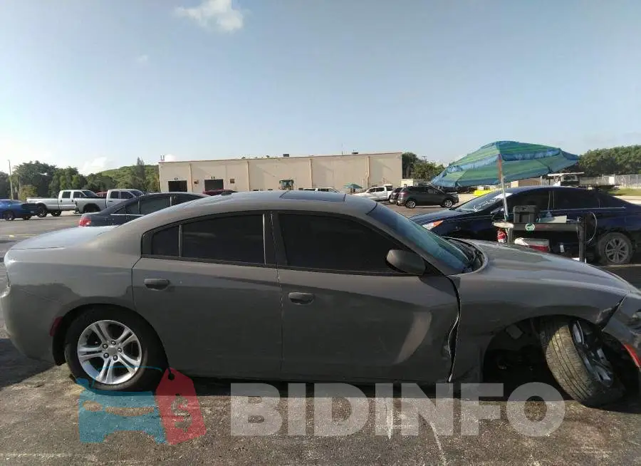 2C3CDXBG1KH717384 Photo# 13